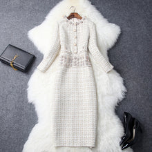 2017 Autumn/Winter Women's New Vintage Rough Flower Round Collar Luxury Diamond Trim Mid-Length Dress T8037