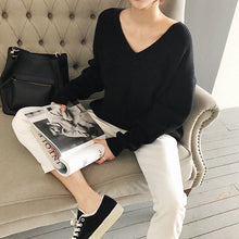 Colorfaith New 2019 Autumn Winter Women's Sweaters V-Neck Minimalist Tops Fashionable Irregular Hem Knitting Casual Solid SW8112