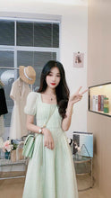 [Purpleflower Holly Leaf Ge Da Beautiful Recommendation] New Dress 22a723 Summer French Gentle Puff Sleeve Dress