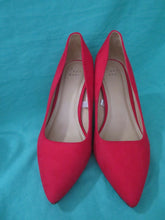Women's A New Day Red Pointed Toe Classic High Heels Pumps Faux Suede 7.5W Wide